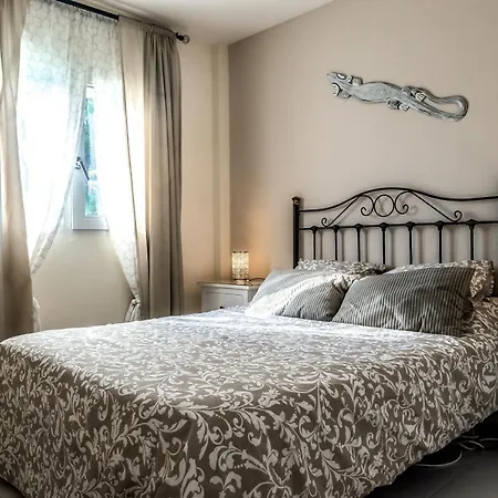 Atico Con Terraza - A 600 Metros De Playa La Carihuela - Piscina - Parking Gratis *