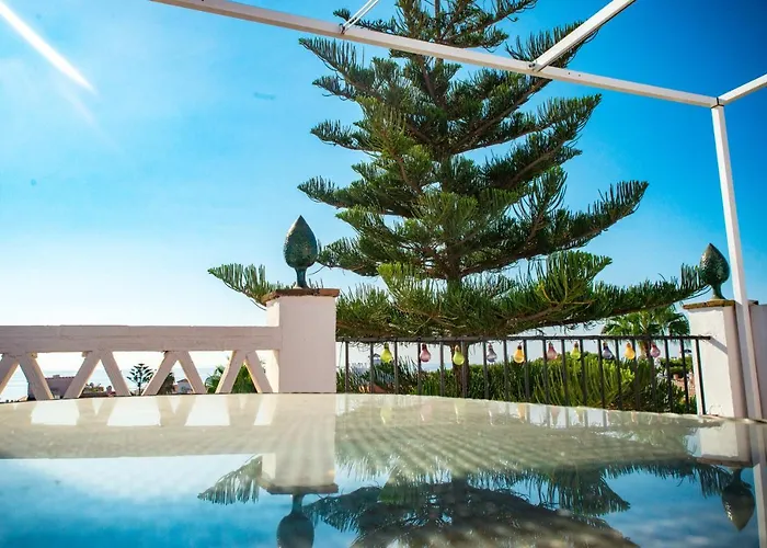 Atico Con Terraza - A 600 Metros De Playa La Carihuela - Piscina - Parking Gratis Appartement