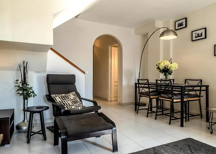 Atico Con Terraza - A 600 Metros De Playa La Carihuela - Piscina - Parking Gratis Appartement Torremolinos