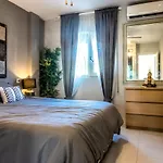 Apartment Atico Con Terraza - A 600 Metros De Playa La Carihuela - Piscina - Parking Gratis *