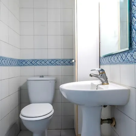 Atico Con Terraza - A 600 Metros De Playa La Carihuela - Piscina - Parking Gratis Apartment *