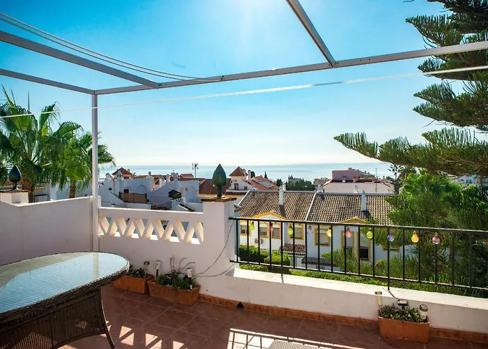 Lägenhet Atico Con Terraza - A 600 Metros De Playa La Carihuela - Piscina - Parking Gratis *