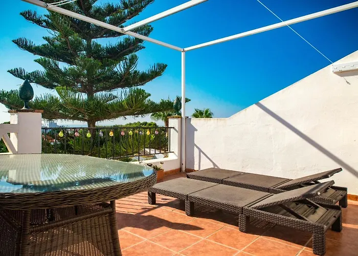 Lägenhet Atico Con Terraza - A 600 Metros De Playa La Carihuela - Piscina - Parking Gratis Torremolinos